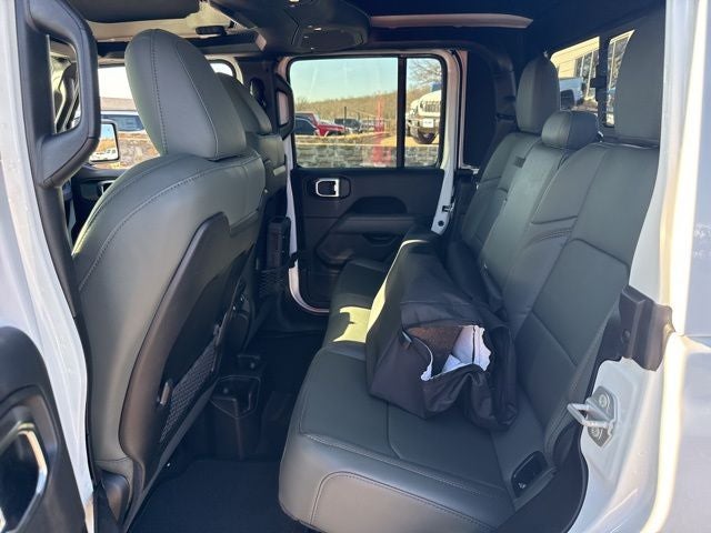 2026 Jeep Gladiator GLADIATOR MOJAVE X 4X4