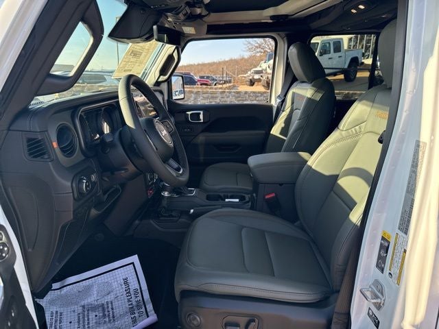 2026 Jeep Gladiator GLADIATOR MOJAVE X 4X4