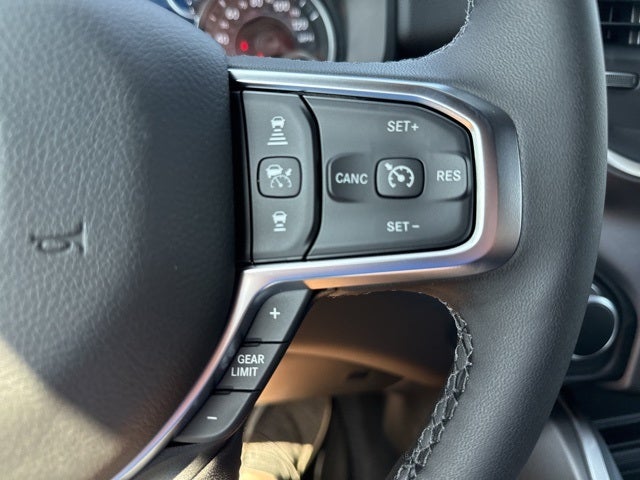 2025 RAM Ram 1500 RAM 1500 LONE STAR CREW CAB 4X2 5'7' BOX