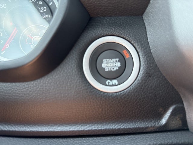 2025 RAM Ram 1500 RAM 1500 LONE STAR CREW CAB 4X2 5'7' BOX