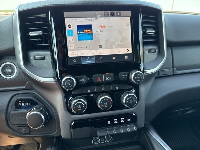 2025 RAM Ram 1500 RAM 1500 LONE STAR CREW CAB 4X2 5'7' BOX