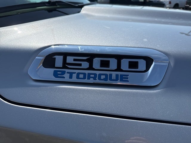 2025 RAM Ram 1500 RAM 1500 LONE STAR CREW CAB 4X2 5'7' BOX