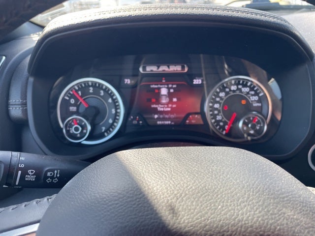 2024 RAM 1500 Laramie Crew Cab 4x2 5'7' Box