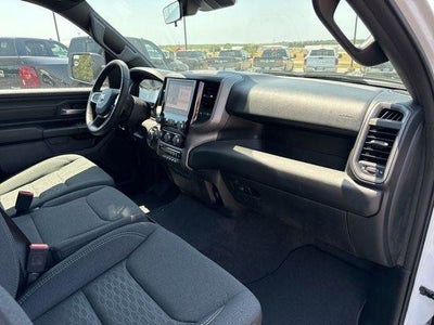 2025 RAM Ram 1500 RAM 1500 TRADESMAN QUAD CAB 4X4 6'4' BOX