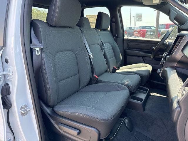 2025 RAM Ram 1500 RAM 1500 TRADESMAN QUAD CAB 4X4 6'4' BOX