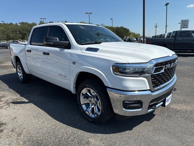 2026 RAM Ram 1500 RAM 1500 LONE STAR CREW CAB 4X4 5'7' BOX