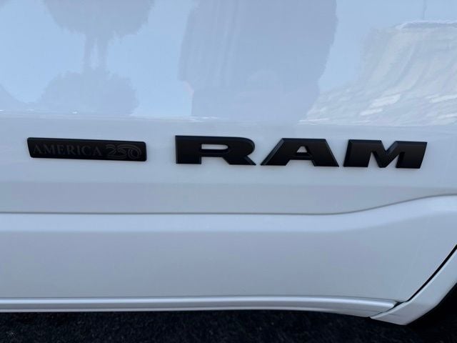 2026 RAM Ram 1500 RAM 1500 LONE STAR CREW CAB 4X4 5'7' BOX
