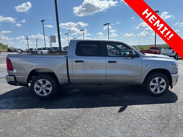 2026 RAM Ram 1500 RAM 1500 LONE STAR CREW CAB 4X4 5'7' BOX