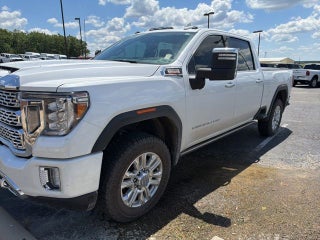 2023 GMC Sierra 2500HD 4WD Crew Cab Standard Bed Denali