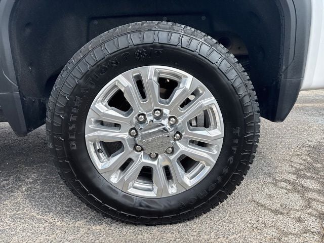 2023 GMC Sierra 2500HD 4WD Crew Cab Standard Bed Denali