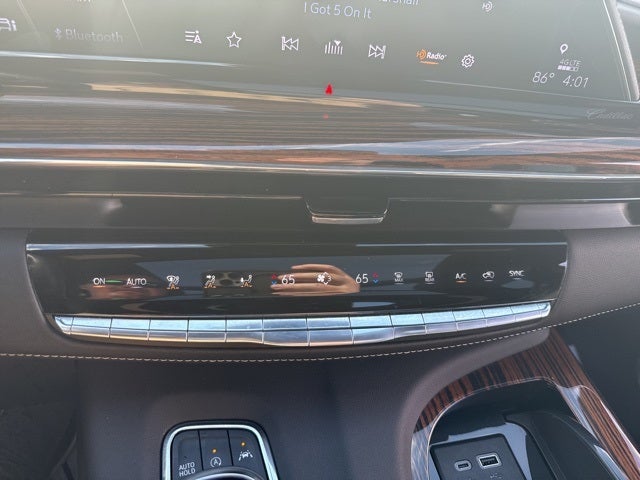 2023 Cadillac Escalade Premium Luxury