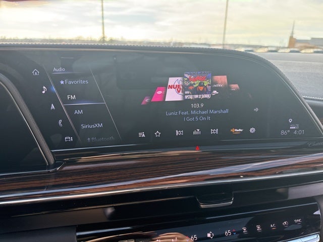 2023 Cadillac Escalade Premium Luxury