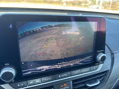 2025 Nissan Altima SV FWD