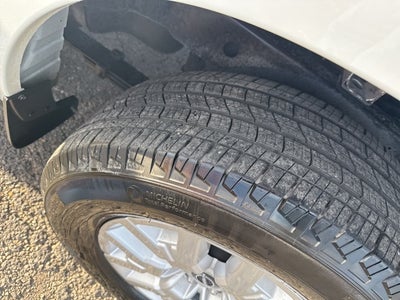 2023 Nissan Frontier Crew Cab SV 4x4