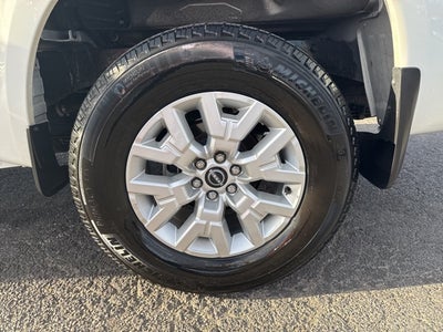 2023 Nissan Frontier Crew Cab SV 4x4