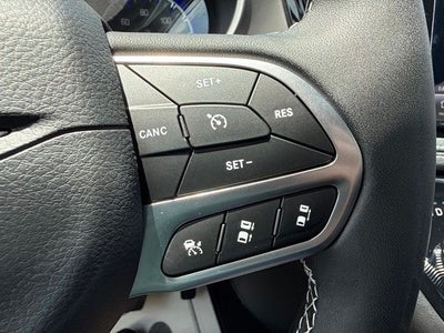 2027 Chrysler Pacifica PACIFICA SELECT