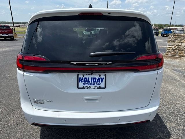 2027 Chrysler Pacifica PACIFICA SELECT