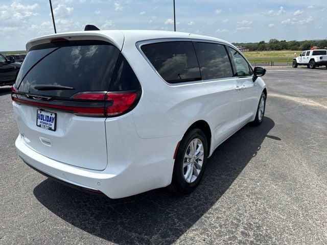 2027 Chrysler Pacifica PACIFICA SELECT