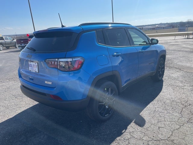 2025 Jeep Compass COMPASS LATITUDE 4X4