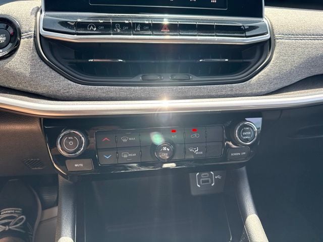 2026 Jeep Compass COMPASS LATITUDE 4X4