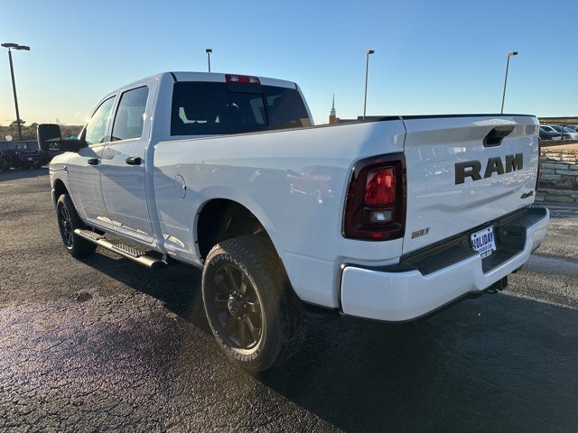 2026 RAM Ram 2500 RAM 2500 BLACK EXPRESS CREW CAB 4X4 6'4' BOX