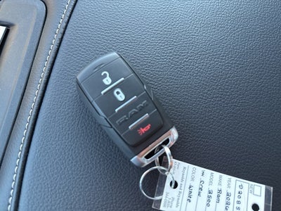 2026 RAM Ram 2500 RAM 2500 BLACK EXPRESS CREW CAB 4X4 6'4' BOX