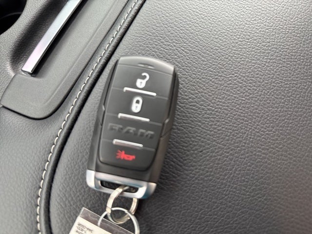 2025 RAM Ram 2500 RAM 2500 TRADESMAN CREW CAB 4X4 6'4' BOX