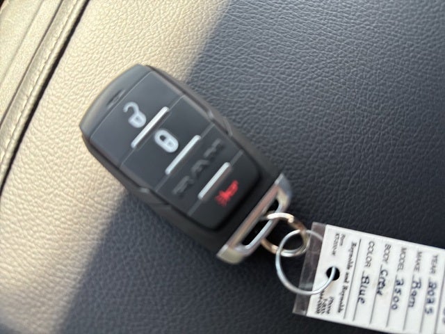 2025 RAM Ram 2500 RAM 2500 TRADESMAN CREW CAB 4X4 6'4' BOX