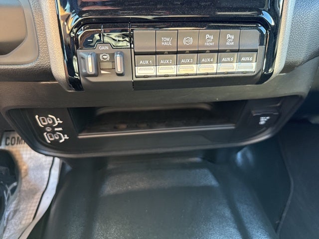 2026 RAM Ram 2500 RAM 2500 TRADESMAN CREW CAB 4X4 8' BOX