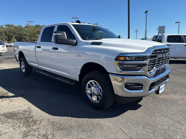 2026 RAM Ram 2500 RAM 2500 TRADESMAN CREW CAB 4X4 8' BOX