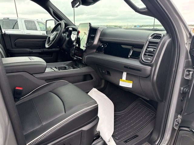 2027 RAM Ram 2500 RAM 2500 LIMITED MEGA CAB 4X4 6'4' BOX