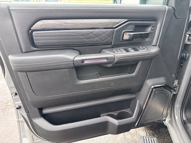 2027 RAM Ram 2500 RAM 2500 LIMITED MEGA CAB 4X4 6'4' BOX