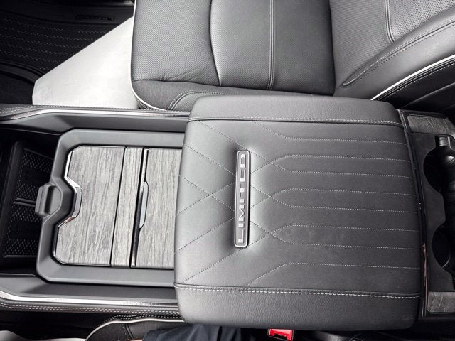 2027 RAM Ram 2500 RAM 2500 LIMITED MEGA CAB 4X4 6'4' BOX