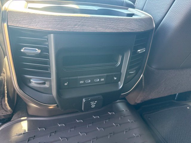 2027 RAM Ram 2500 RAM 2500 LIMITED LONGHORN MEGA CAB 4X4 6'4' BOX