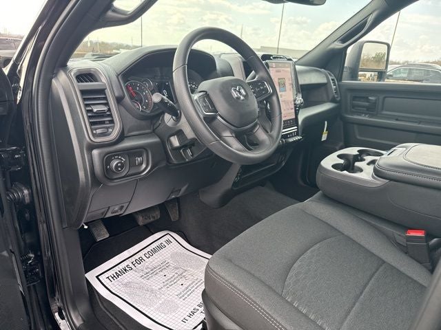 2026 RAM Ram 3500 RAM 3500 TRADESMAN CREW CAB 4X4 8' BOX