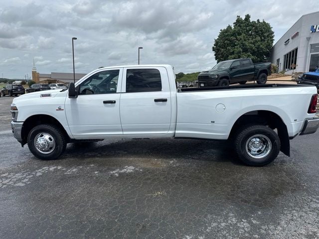 2026 RAM 3500 Tradesman Crew Cab 4x4 8' Box