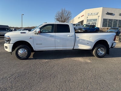 2026 RAM Ram 3500 RAM 3500 LARAMIE CREW CAB 4X4 8' BOX