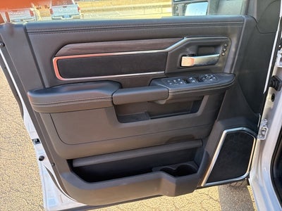 2026 RAM Ram 3500 RAM 3500 LARAMIE CREW CAB 4X4 8' BOX