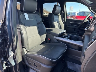 2026 RAM Ram 3500 RAM 3500 LARAMIE CREW CAB 4X4 8' BOX