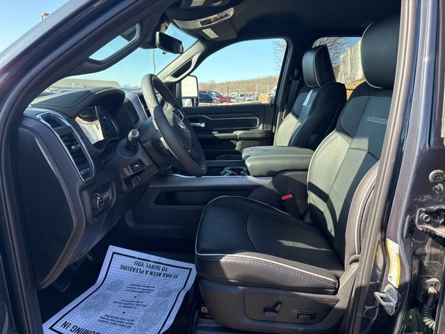 2026 RAM Ram 3500 RAM 3500 LARAMIE CREW CAB 4X4 8' BOX