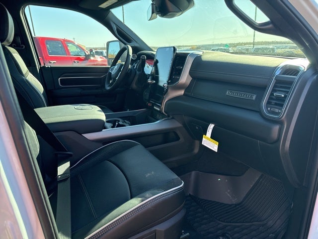 2026 RAM Ram 3500 RAM 3500 LARAMIE CREW CAB 4X4 8' BOX