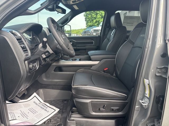 2026 RAM Ram 3500 RAM 3500 LARAMIE CREW CAB 4X4 8' BOX