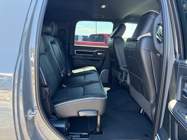 2026 RAM Ram 3500 RAM 3500 LARAMIE MEGA CAB 4X4 6'4' BOX