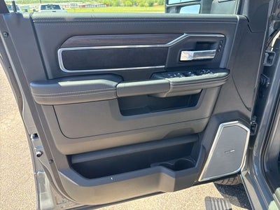 2026 RAM Ram 3500 RAM 3500 LARAMIE MEGA CAB 4X4 6'4' BOX