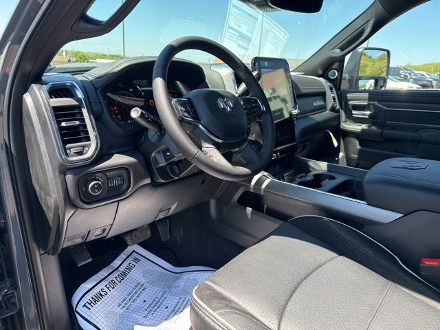 2026 RAM Ram 3500 RAM 3500 LARAMIE MEGA CAB 4X4 6'4' BOX