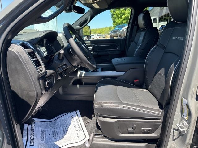 2026 RAM Ram 3500 RAM 3500 LARAMIE MEGA CAB 4X4 6'4' BOX