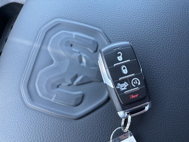 2026 RAM Ram 3500 RAM 3500 LARAMIE MEGA CAB 4X4 6'4' BOX