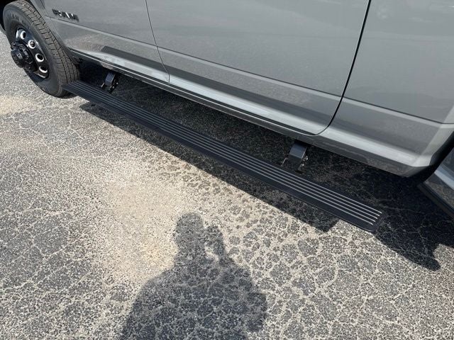 2026 RAM Ram 3500 RAM 3500 LARAMIE MEGA CAB 4X4 6'4' BOX