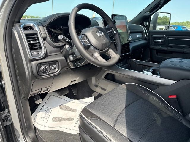2026 RAM Ram 3500 RAM 3500 LARAMIE MEGA CAB 4X4 6'4' BOX