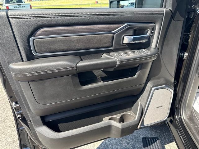 2026 RAM 3500 Laramie Retail